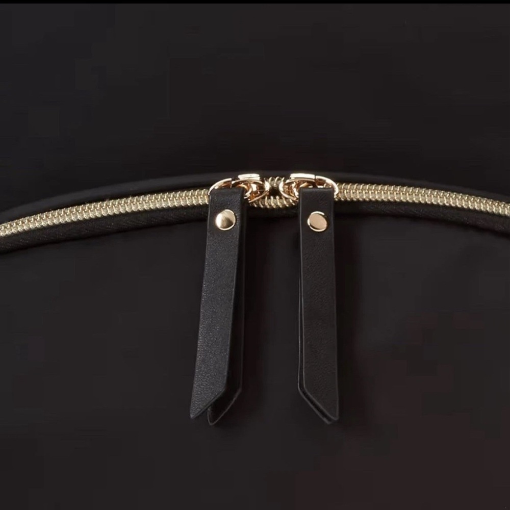 Skip Hop Black and Gold Diaper Bag Backpack - Picture 3 of 12